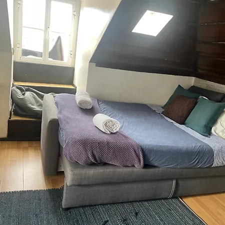 With Balcony Near Rossio Daire